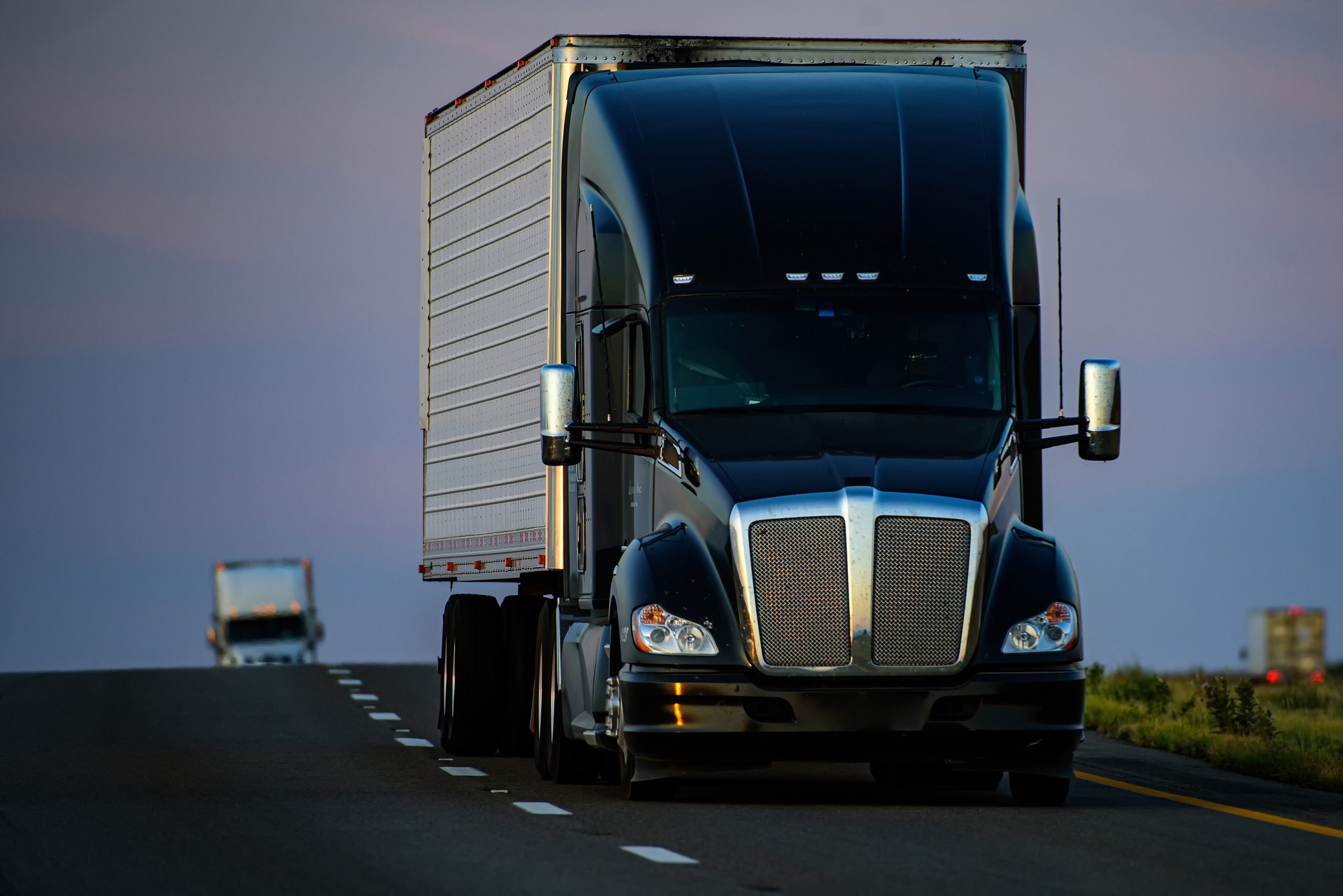 how truck drivers stay awake